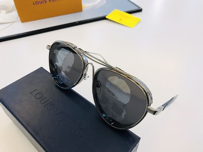 Louis Vuitton Sunglasses Top Quality LVS00498